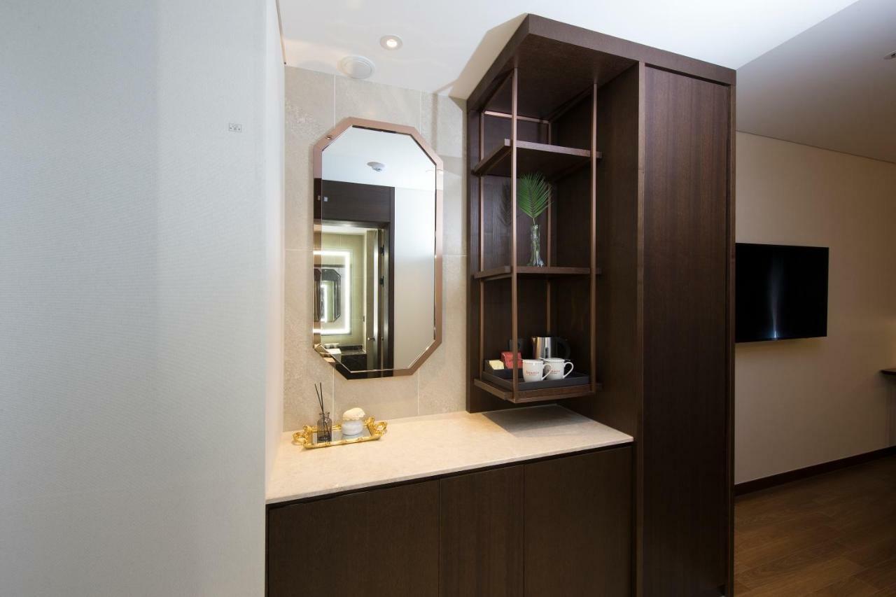 Ramada By Wyndham Daejeon Hotel Екстериор снимка